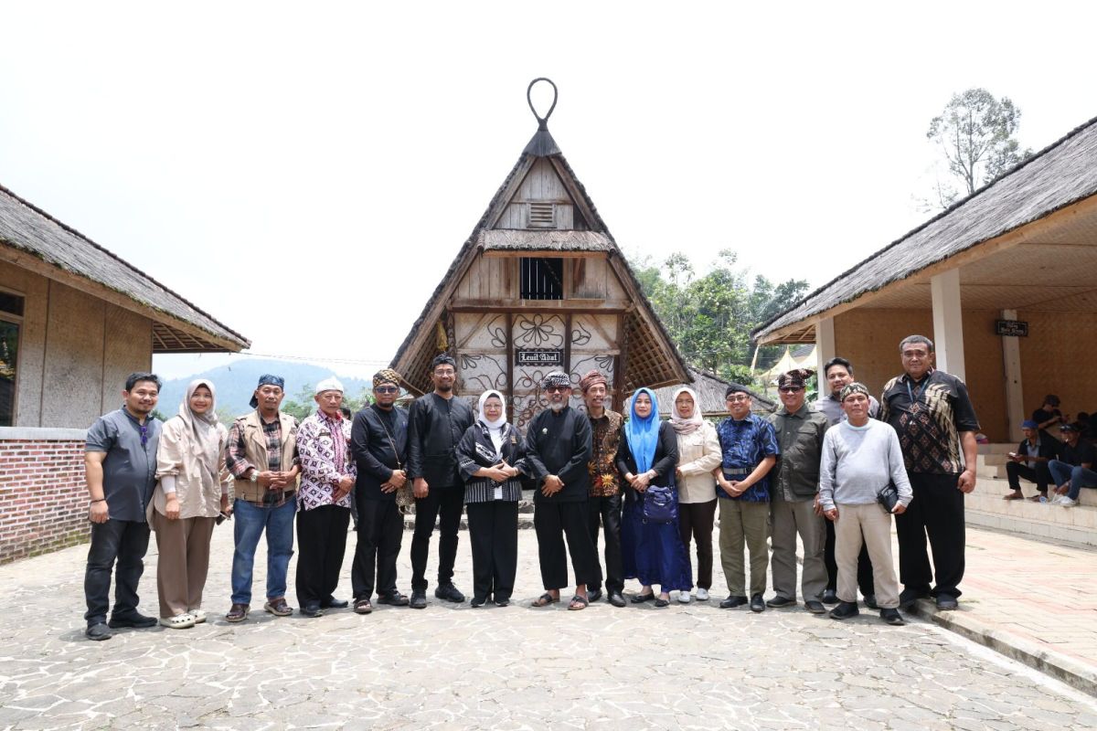 Pemprov Banten dukung kemajuan budaya daerah di acara Seren Taun