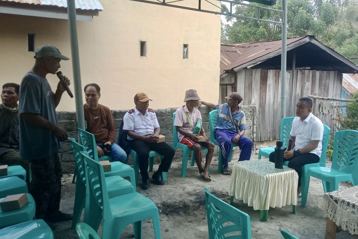 Masyarakat adat Wana dan Lekatu harap Hadianto Rasyid dirikan sekolah satu atap