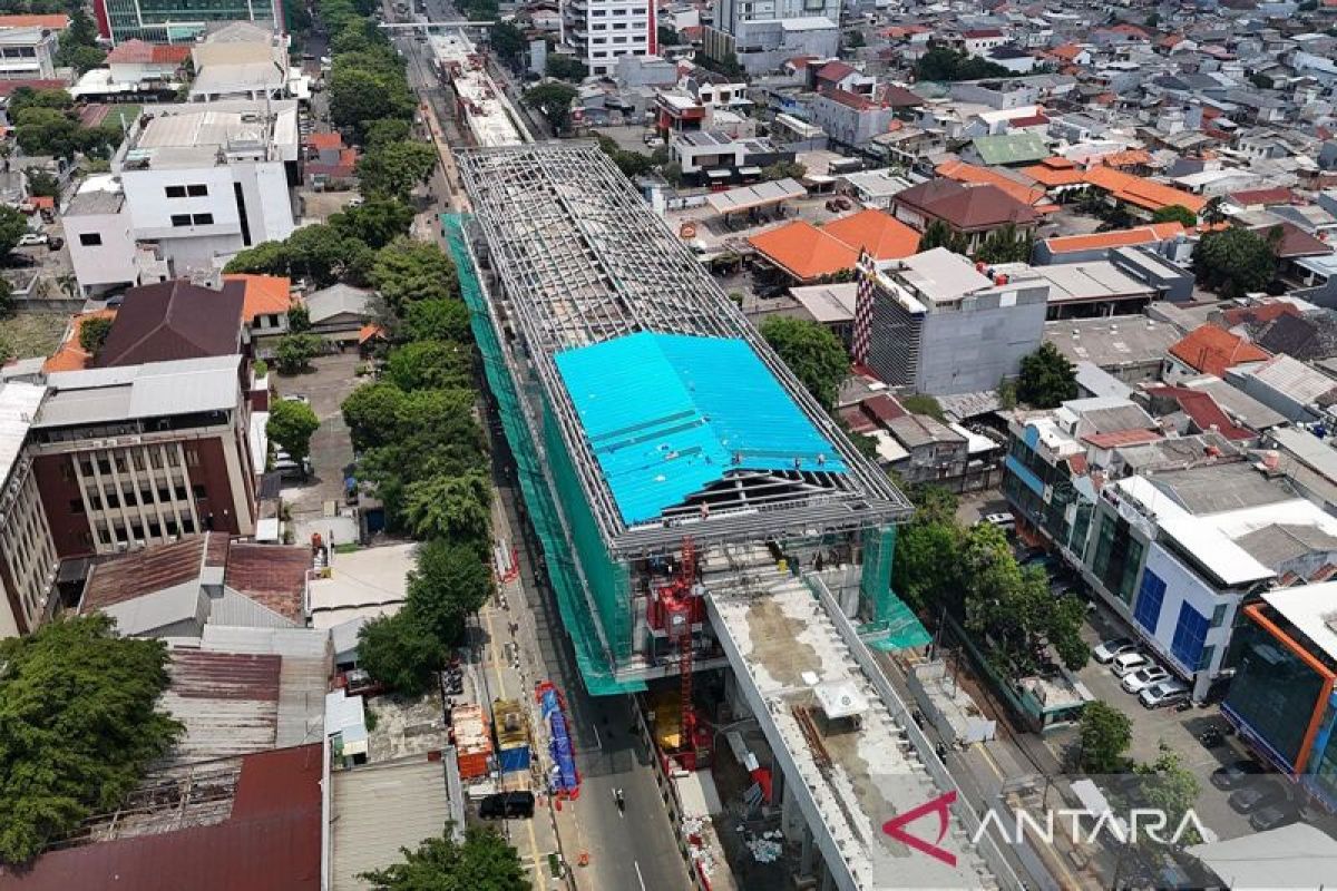 Jakpro sebut pembangunan LRT fase 1B sudah sesuai jadwal