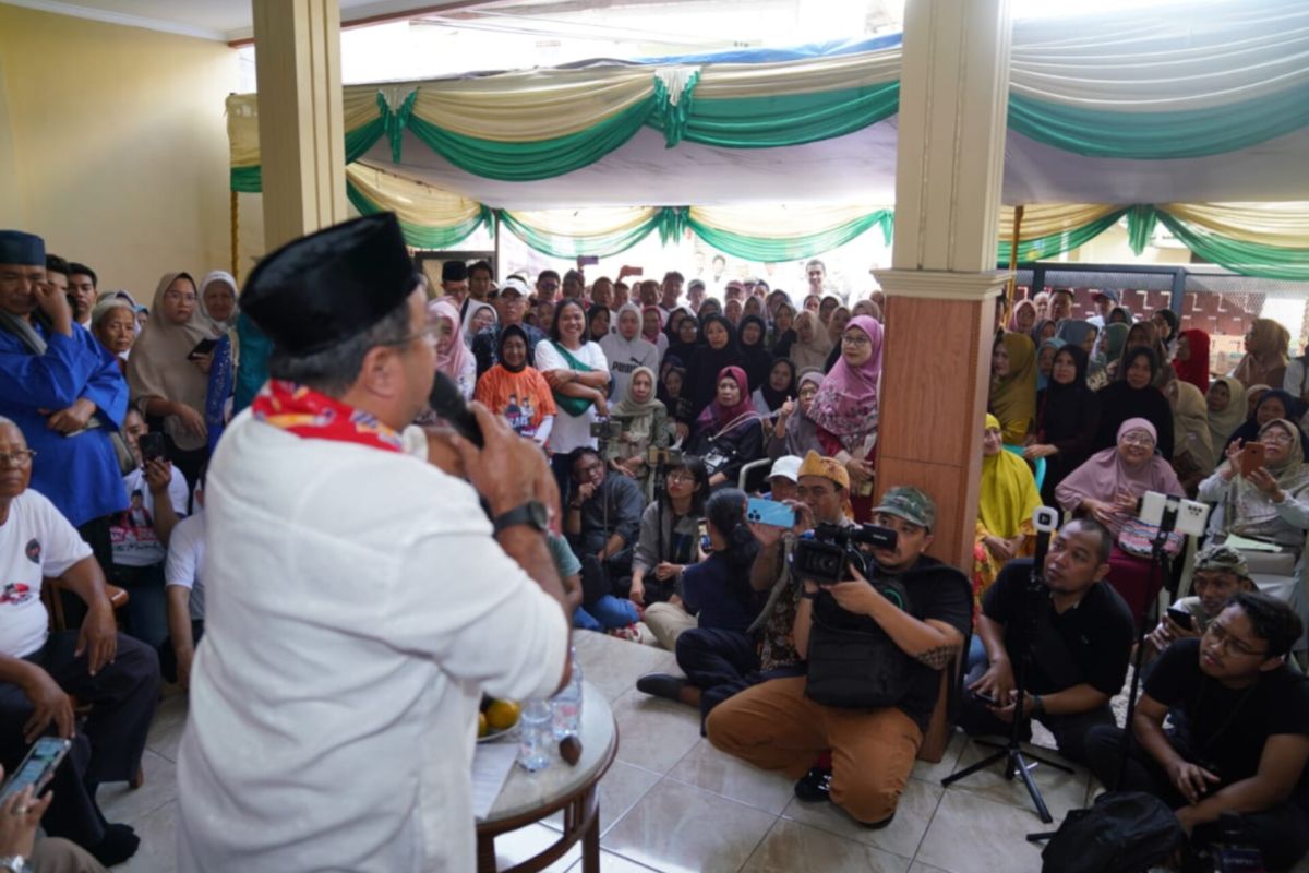 Rano Karno nilai PPSU tak perlu pakai ijazah saat pendaftaran kerja