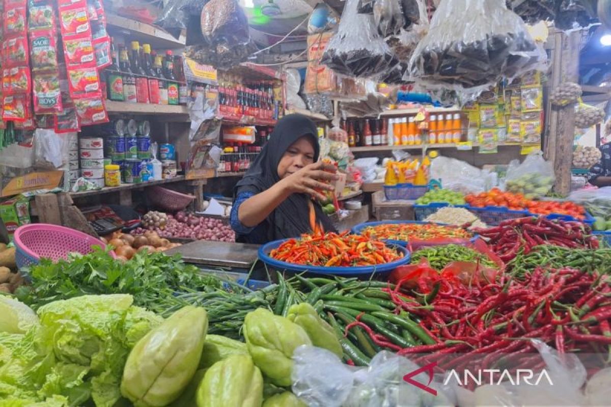 DP3 Balikpapan pastikan bahan pangan masih cukup di peralihan musim