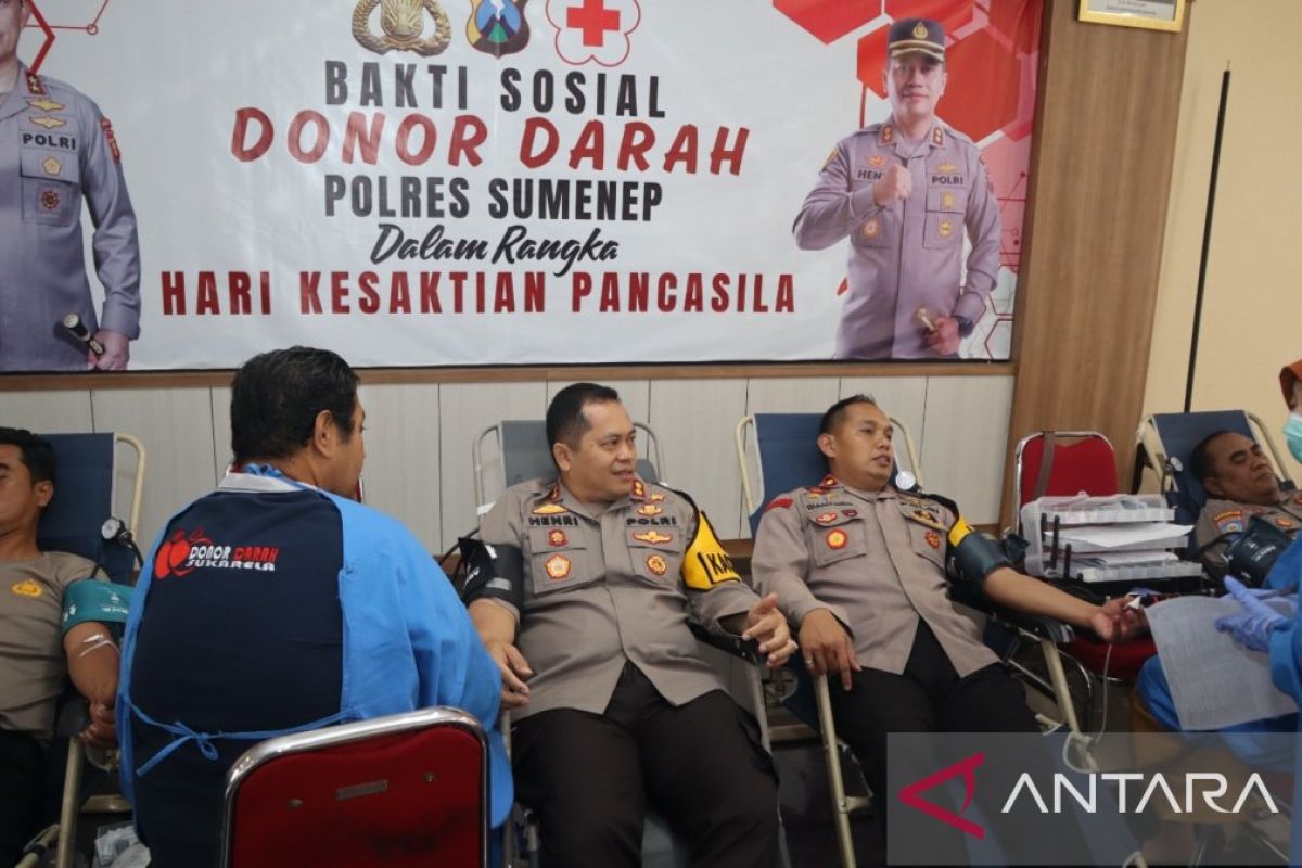 Polres Sumenep donor darah menyambut Hari Kesaktian Pancasila