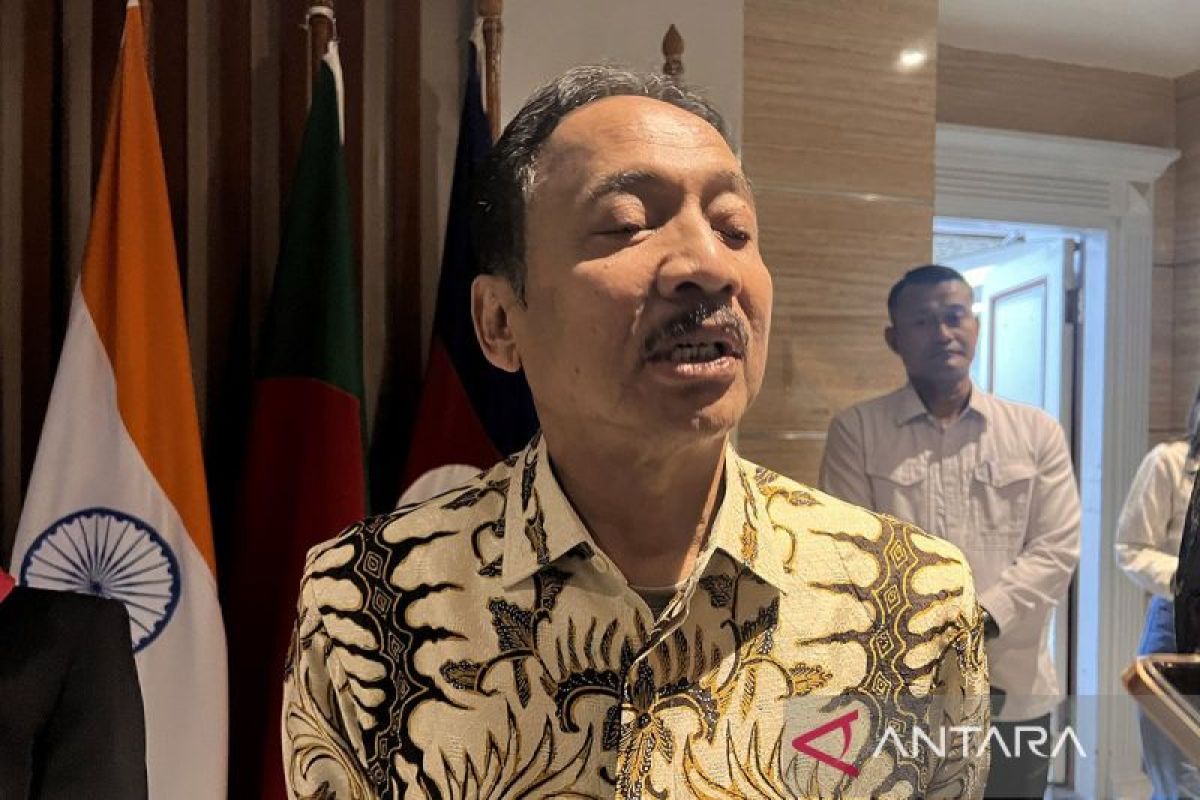 Ketua MK tegaskan hakim konstitusi tak etis komentari RUU MK