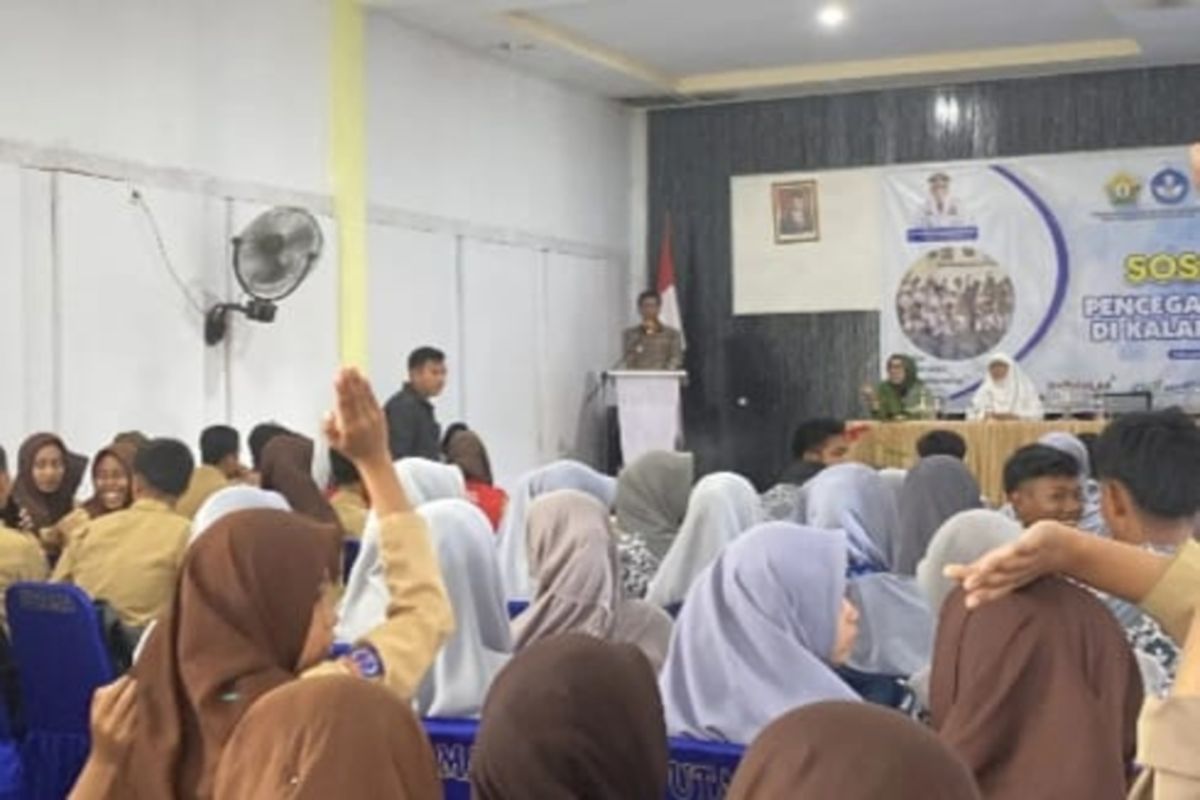 Pj Bupati Kolaka Utara janjikan bantu Rp1 juta  untuk pelajar SMA/SMK