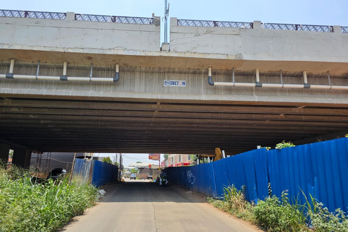 Pekerja proyek di Tangerang tewas setelah tertimpa reruntuhan Fly Over