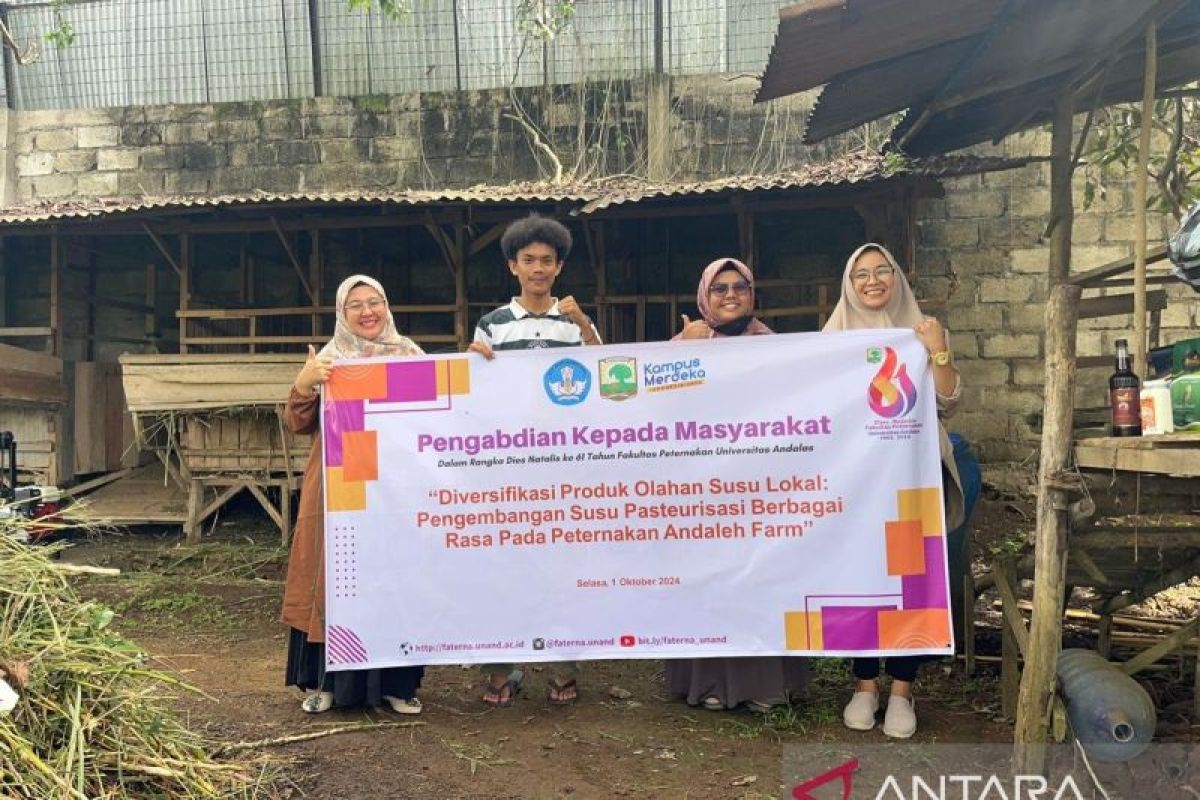 Tim Fakultas Peternakan UNAND dukung diversifikasi produk susu kambing di Andaleh Farm