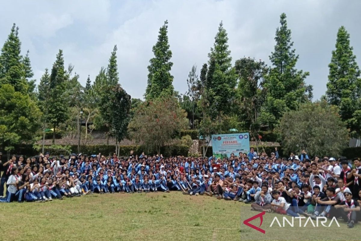 Gudep Pramuka SMAN 8 Jakarta gelar Persami di Pondok Kapilih Pancawati Bogor