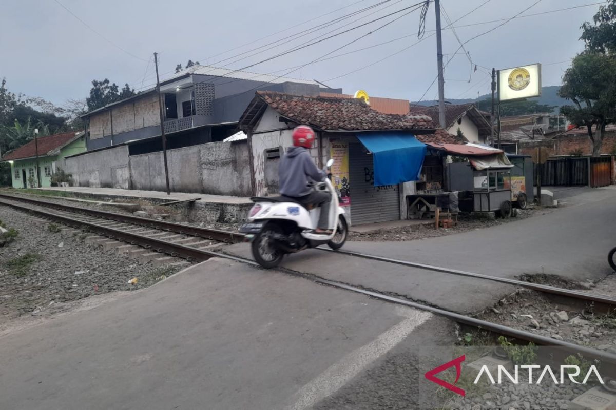 Pelajar tewas tertabrak KA Pangrango diduga tidak perhatikan rambu peringatan