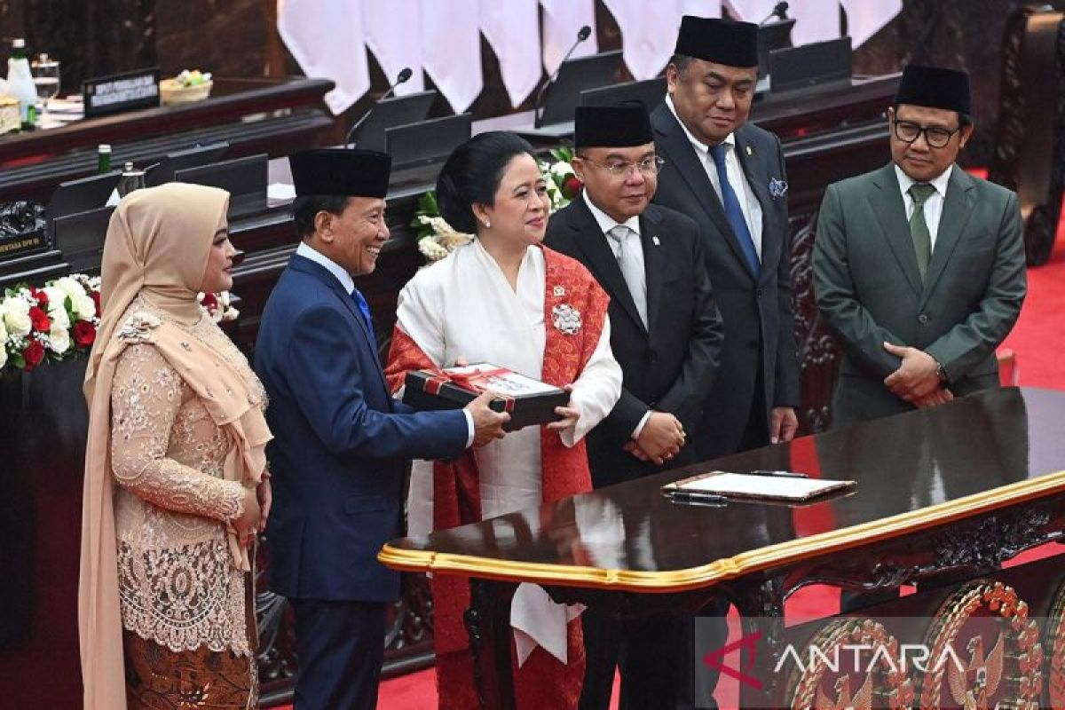 Puan kembali ditetapkan jadi Ketua DPR untuk 2024