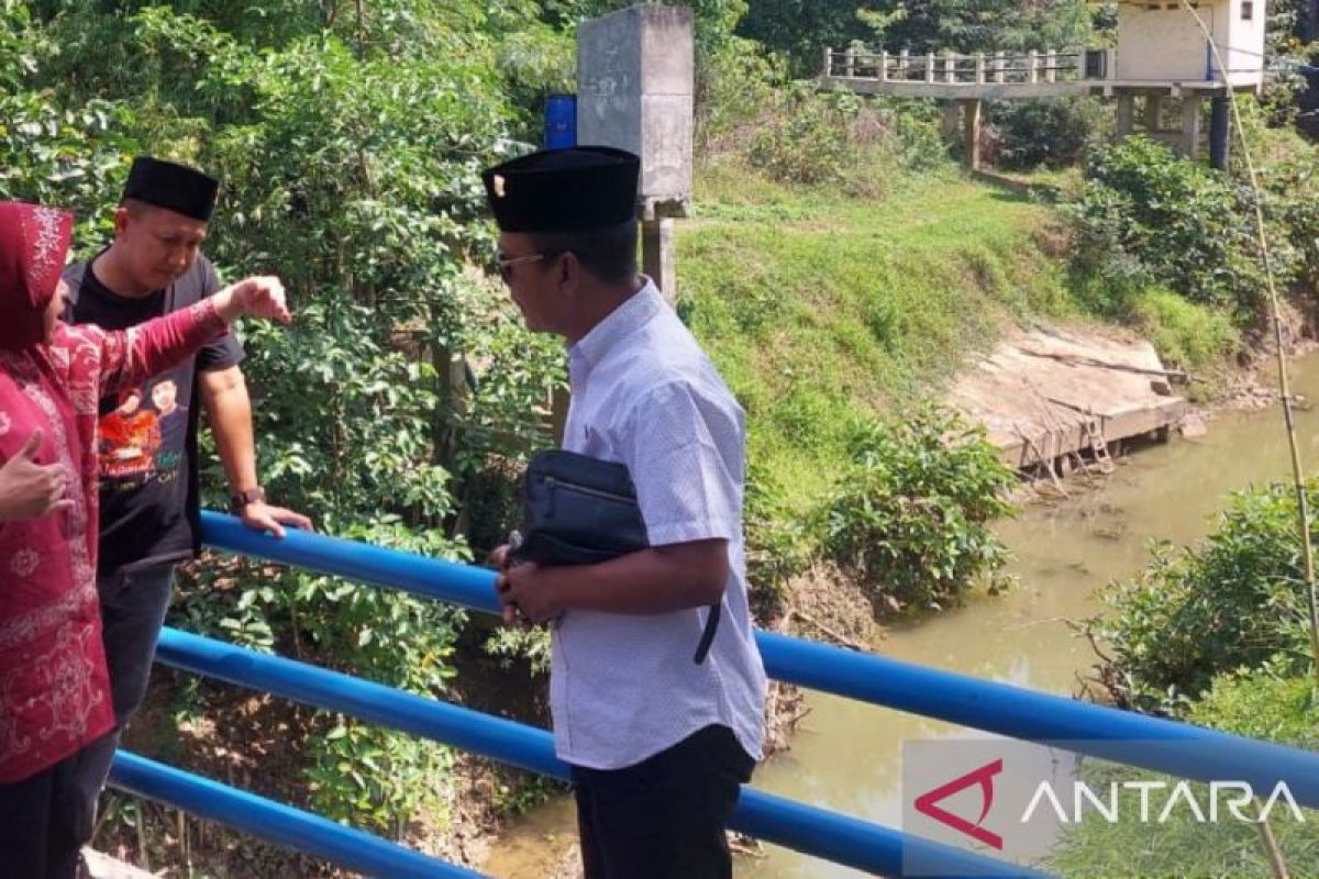 Cagub Tri Rismaharini berjanji atasi banjir tahunan di Sampang