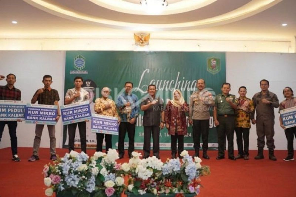 Pj Bupati Launching Program CMS Desa