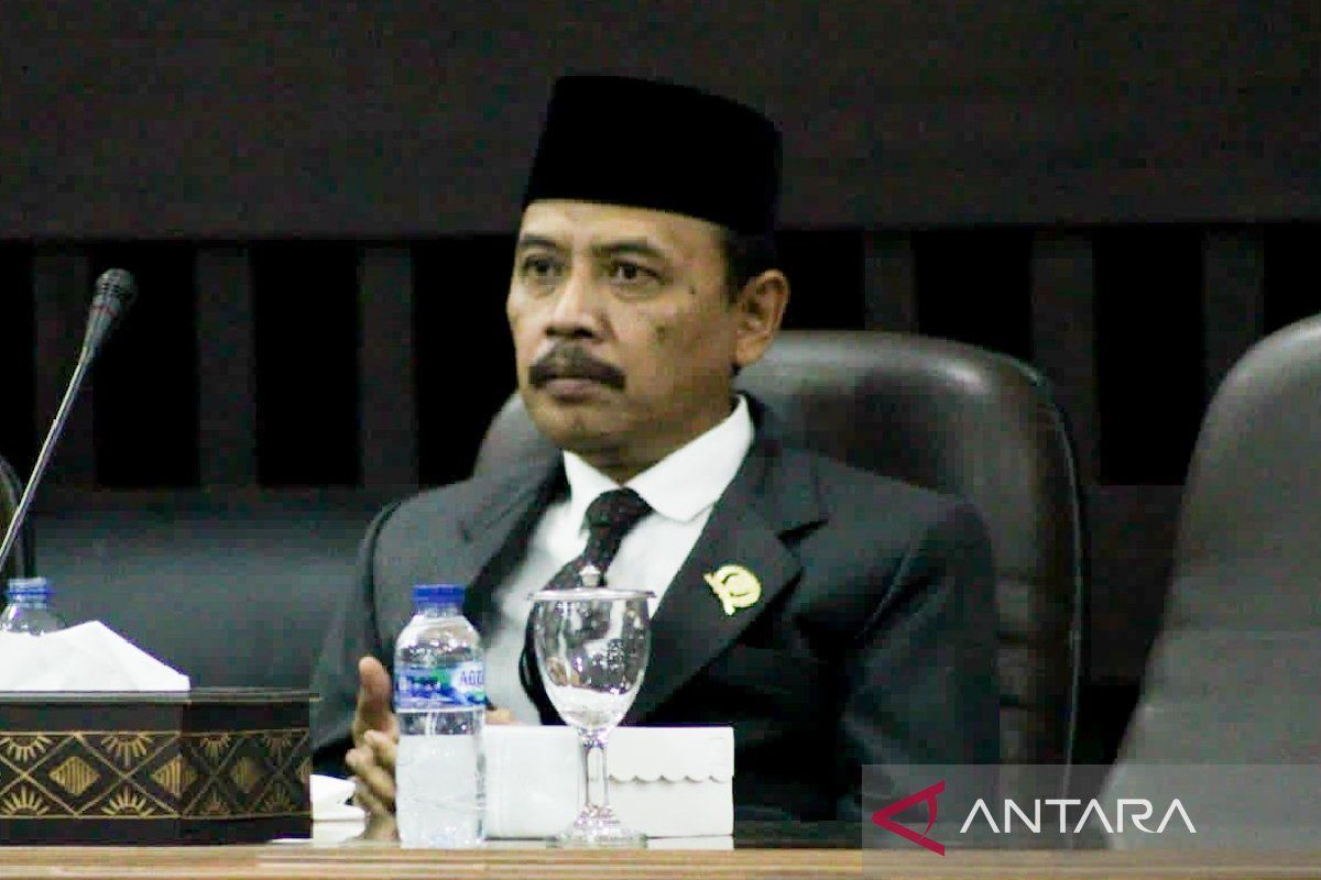 Tiga fraksi hambat pengesahan Perubahan APBD 2024 di Situbondo