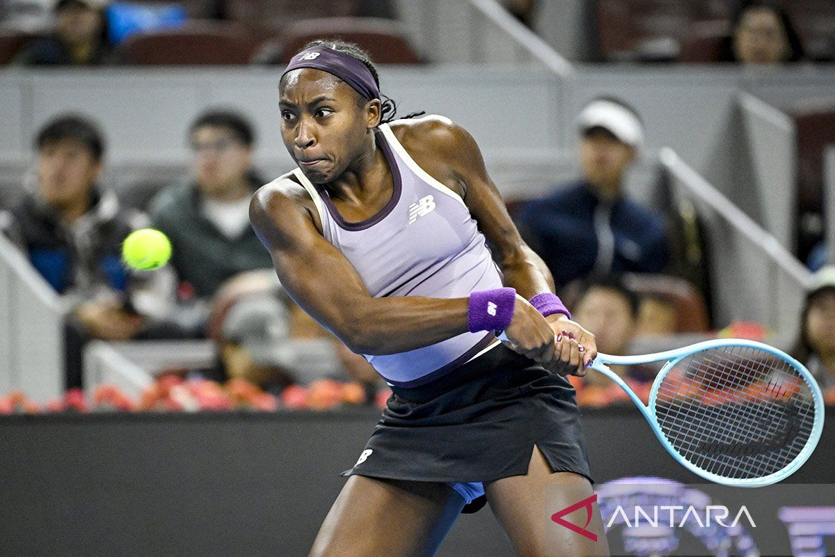 Gauff kalahkan Sabalenka untuk selangkah lagi menuju gelar WTA Finals