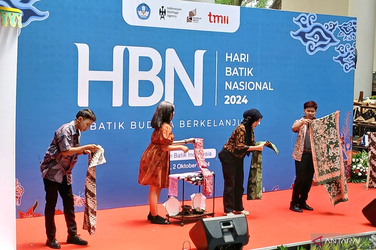 Hari Batik Nasional, siswa diajak pahami batik berkelanjutan dari alam