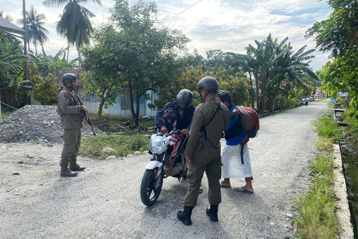 Satgas Madago Raya sita senjata api dan bom rakitan