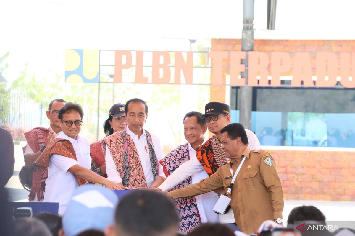 Mendagri dampingi Presiden Jokowi resmikan 7 PLBN secara serentak