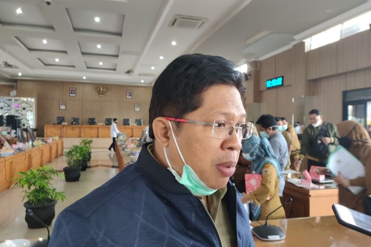 Pengucapan Sumpah/Janji pimpinan definitif DPRD Kalsel tunggu SK Mendagri