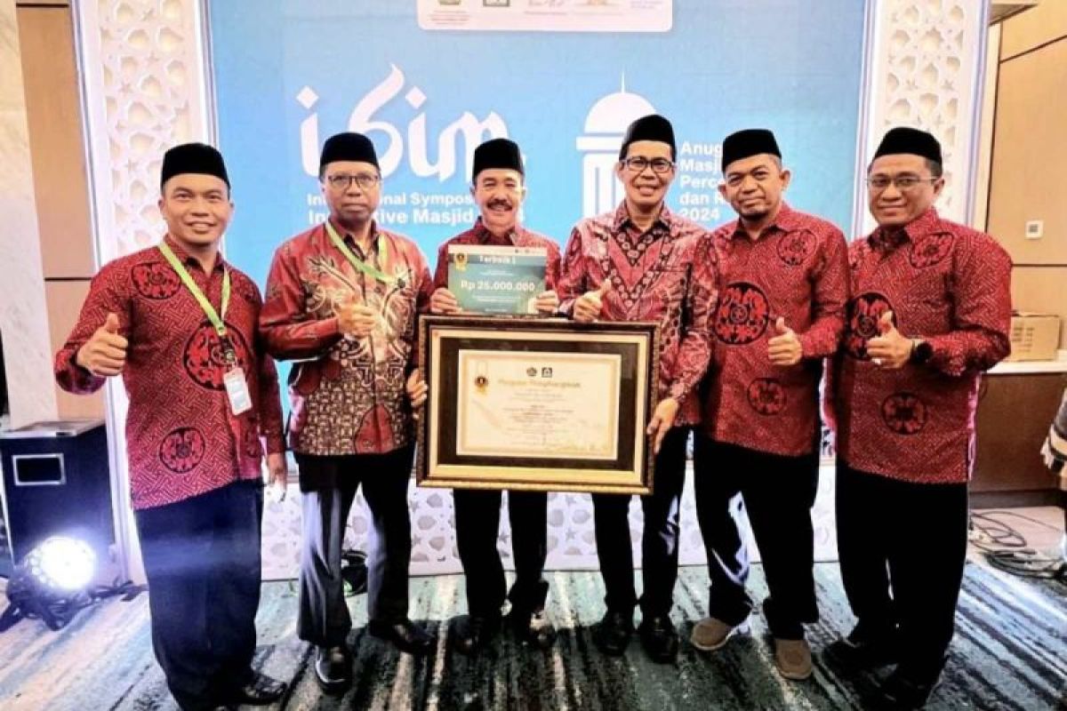 Masjid Al-Ukhuwah Sorowako Sulsel raih penghargaan terbaik I Kemenag RI