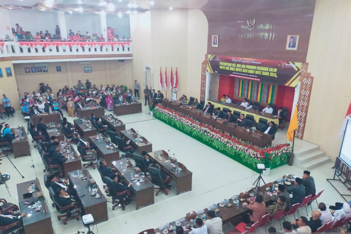 Tiga Paslon bupati Abdya paparkan visi misi di sidang paripurna DPRK