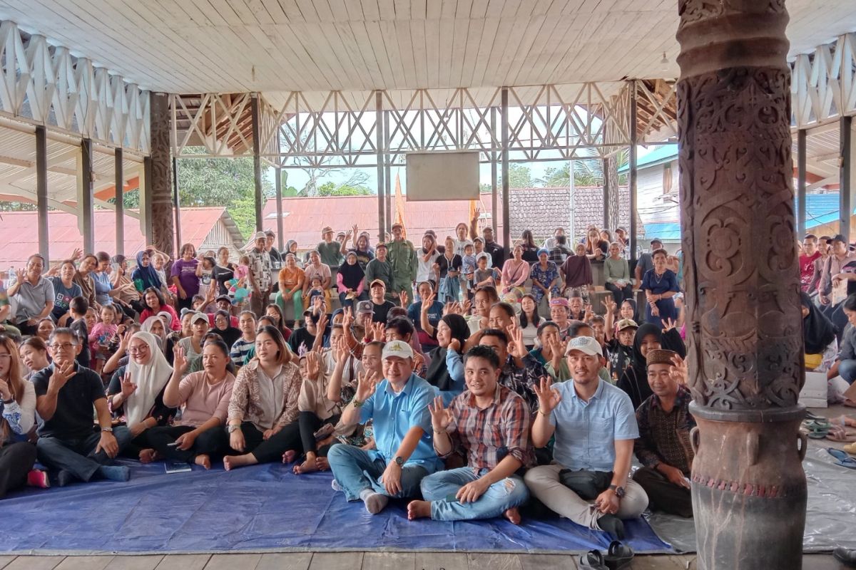 Warga antusias hadiri kampanye Paslon MANIS di Kampung Lutan