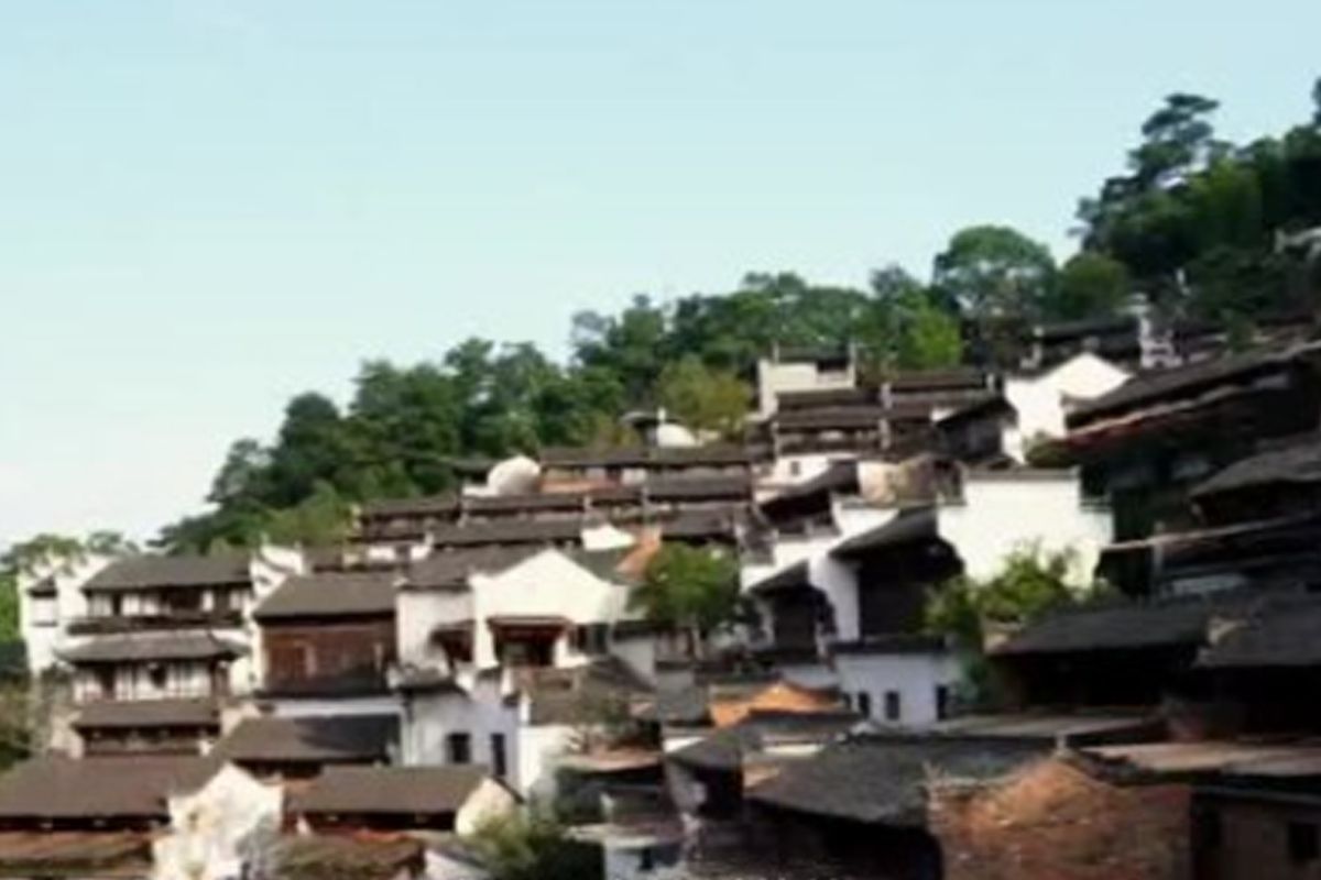 Huangling Hosts Third International Mayors' Summit, Champions Global Rural Tourism