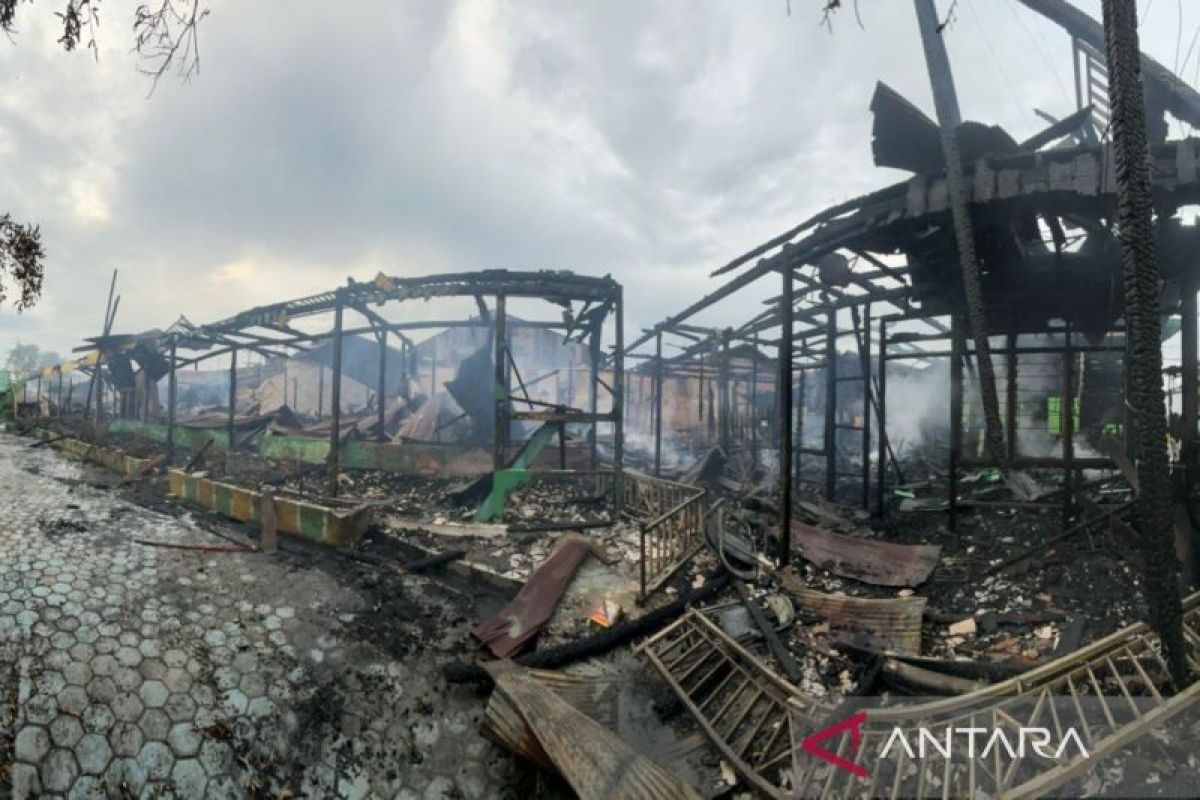 Disdikbud Kaltim tangani SMK  di Kutim yang habis terbakar