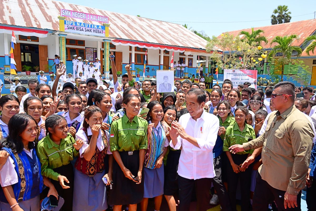 Jokowi minta potensi wisata di Alor dimaksimalkan seperti Labuan Bajo