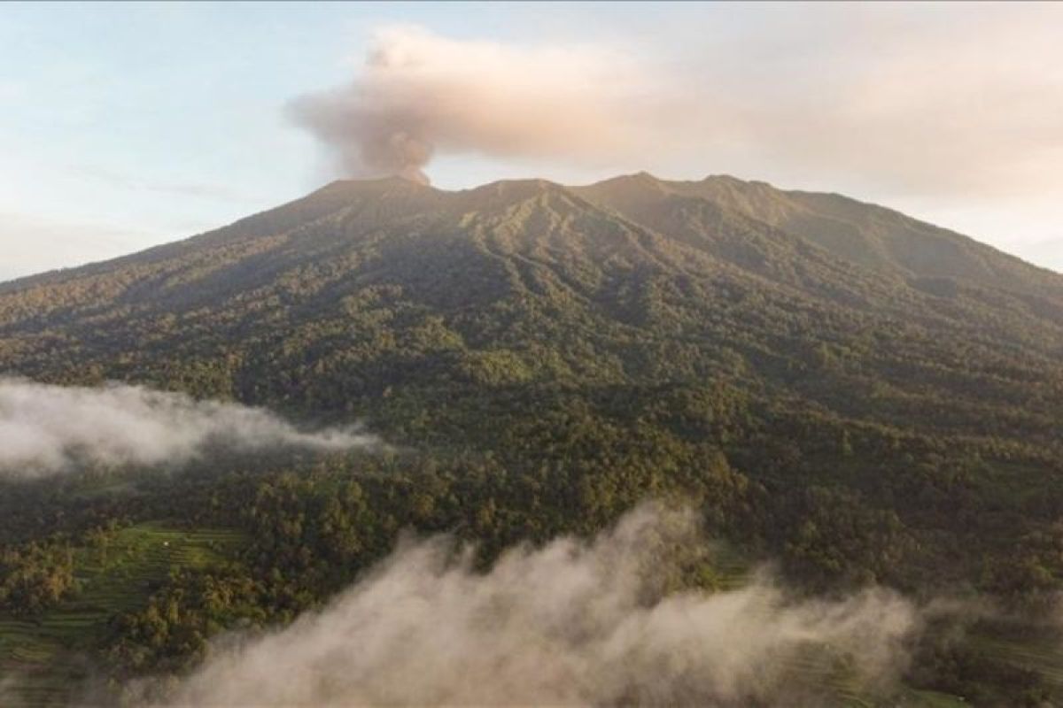 Jepang - Filipina keluarkan peringatan aktivitas Gunung Iwate dan Taal