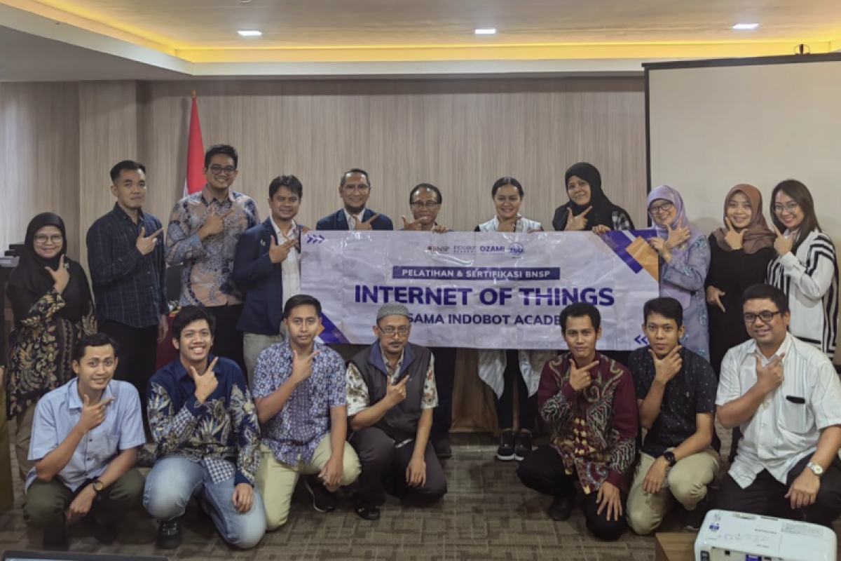 Indobot Academy gelar Pelatihan dan Sertifikasi Perekayasaan IoT