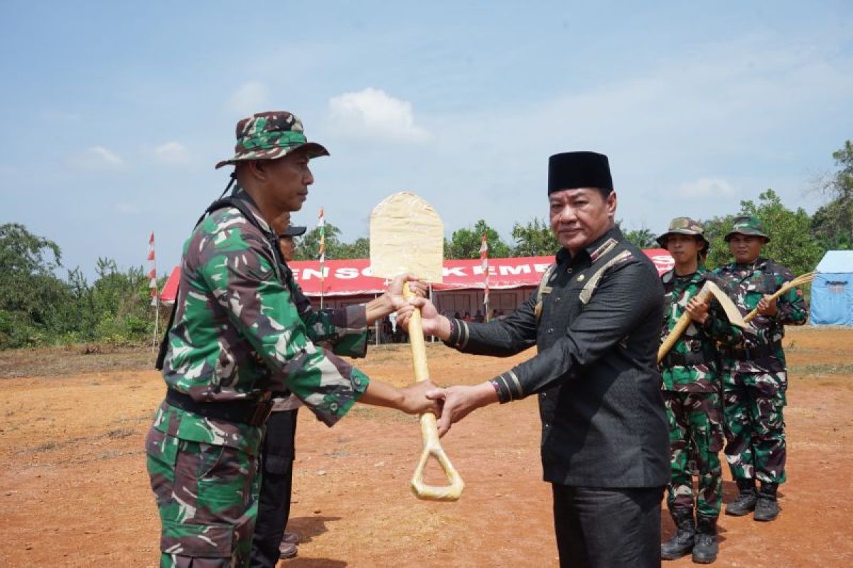 Rosjonsyah: TMMD beri manfaat besar bagi petani