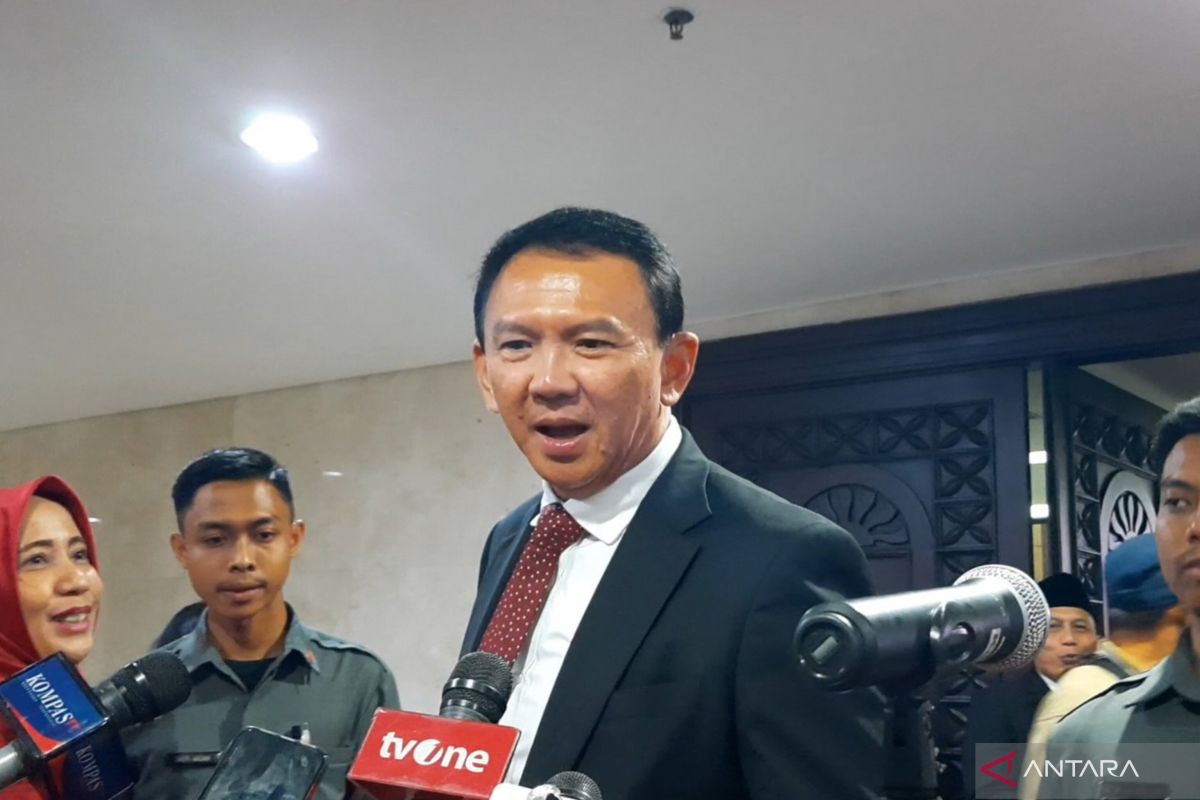 Ahok: Pramono-Rano tak hadiri rapat paripurna DPRD DKI karena keliling