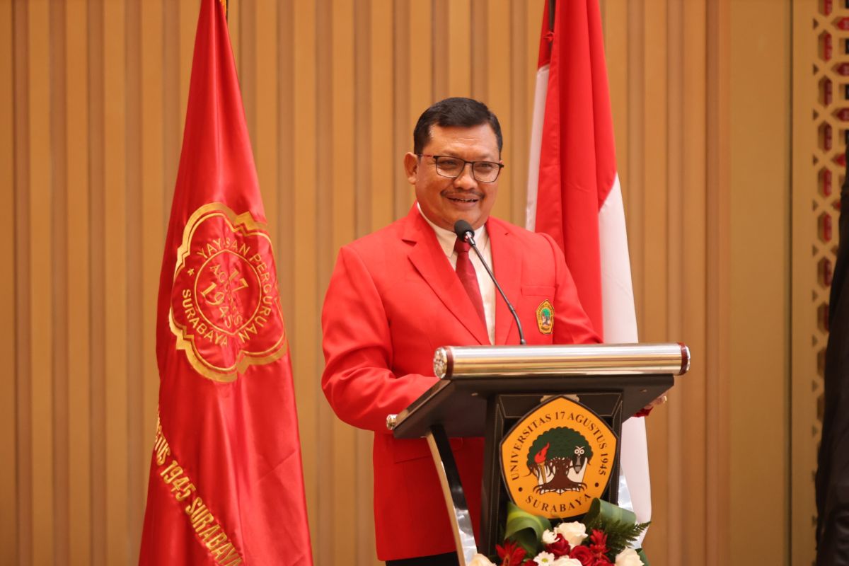 Rektor Untag Surabaya raih Academic Leader 2024 dari LLDIKTI Jatim