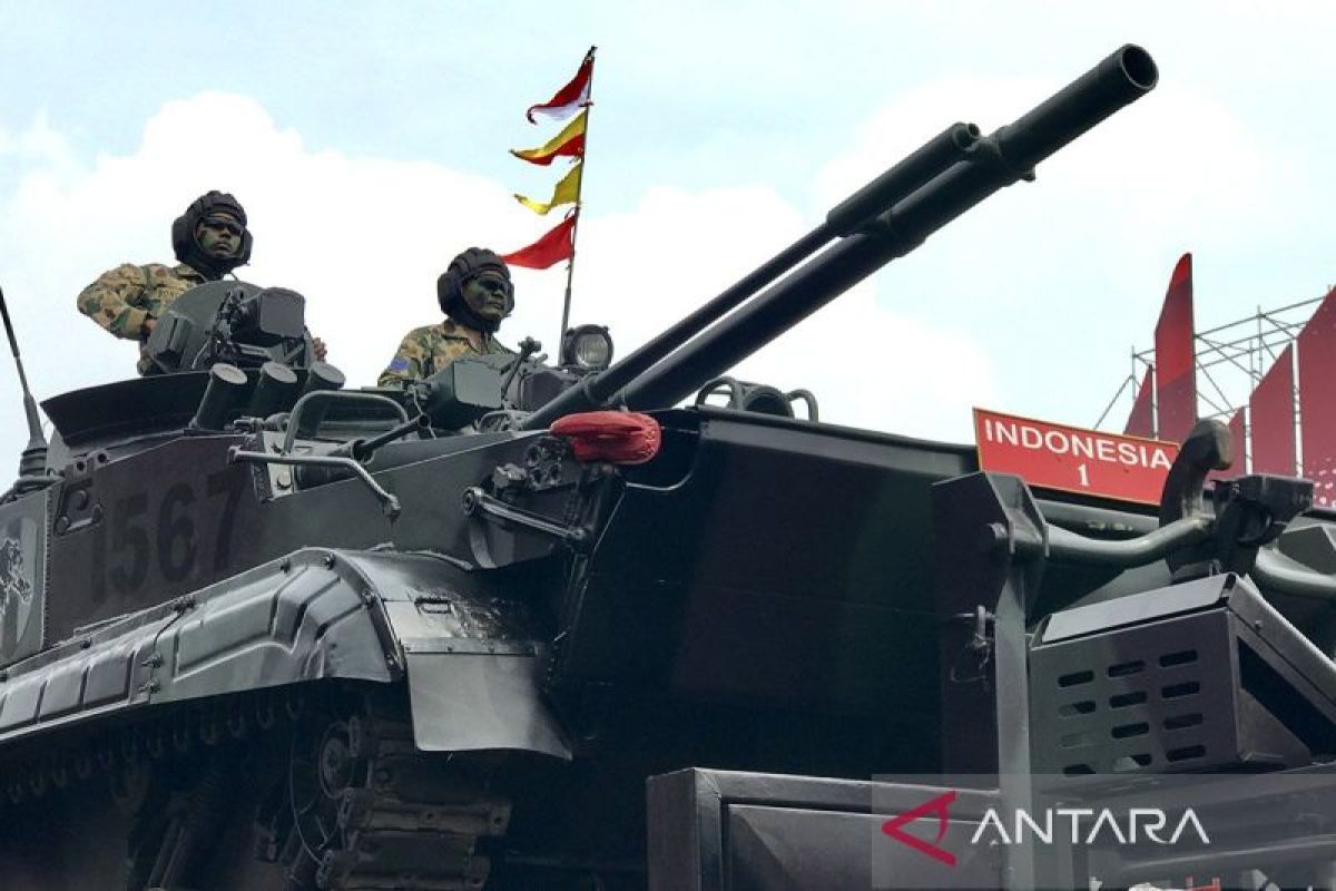 Politik kemarin, rumah dinas DPR hingga ajakan HUT TNI