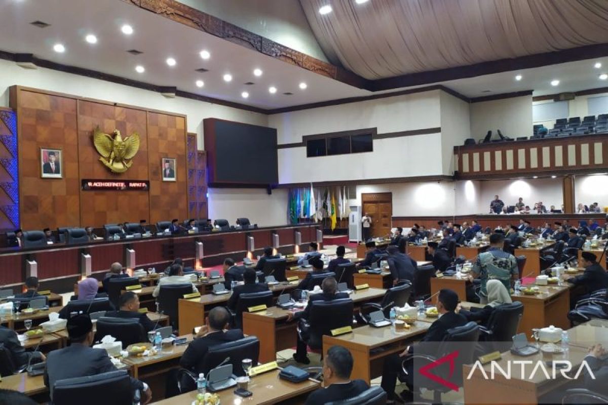 Pimpinan DPRA ditetapkan, tidak ada wakil dari wilayah Aceh Barsela