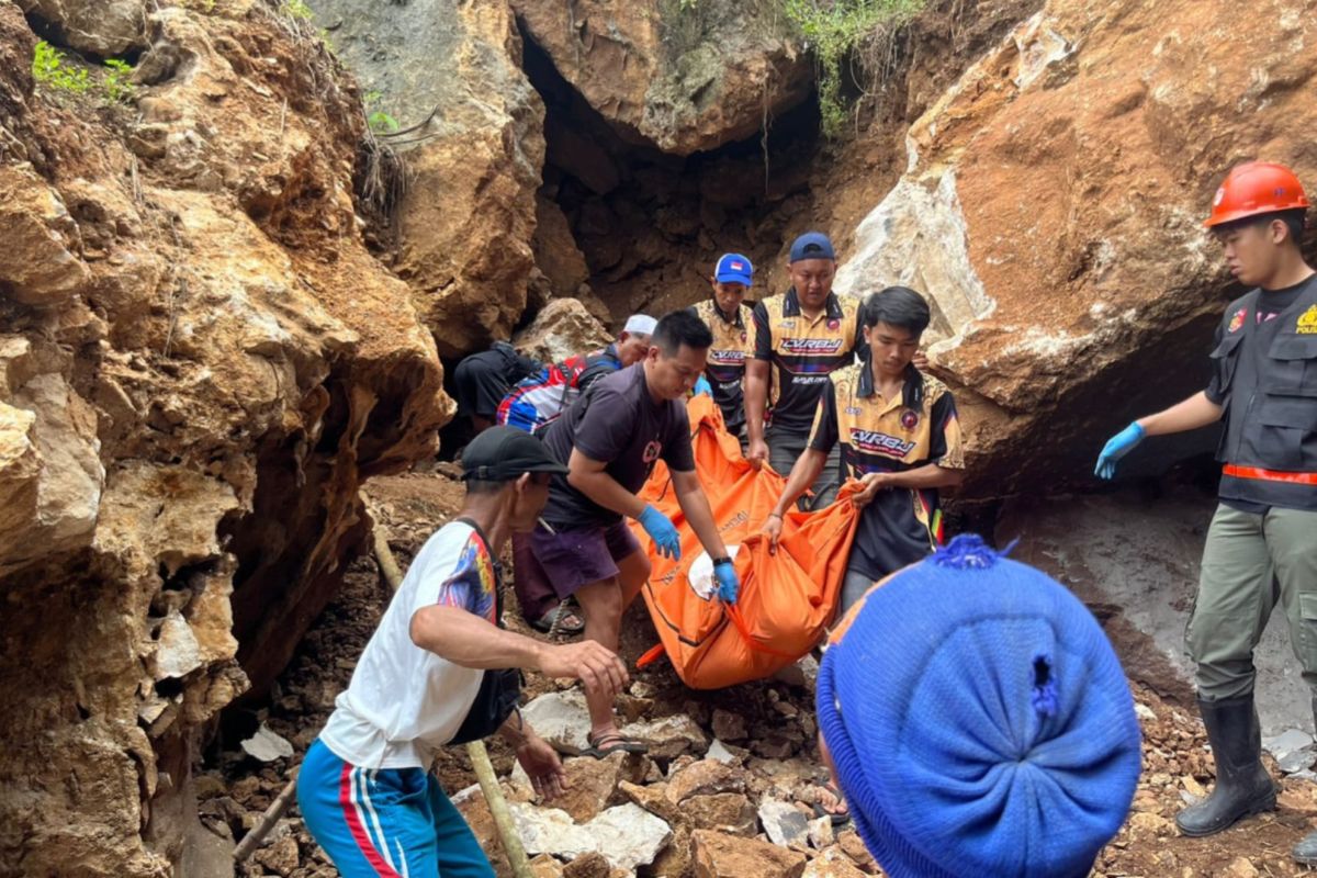 Pekerja di Kecamatan Upau tewas terjepit batu