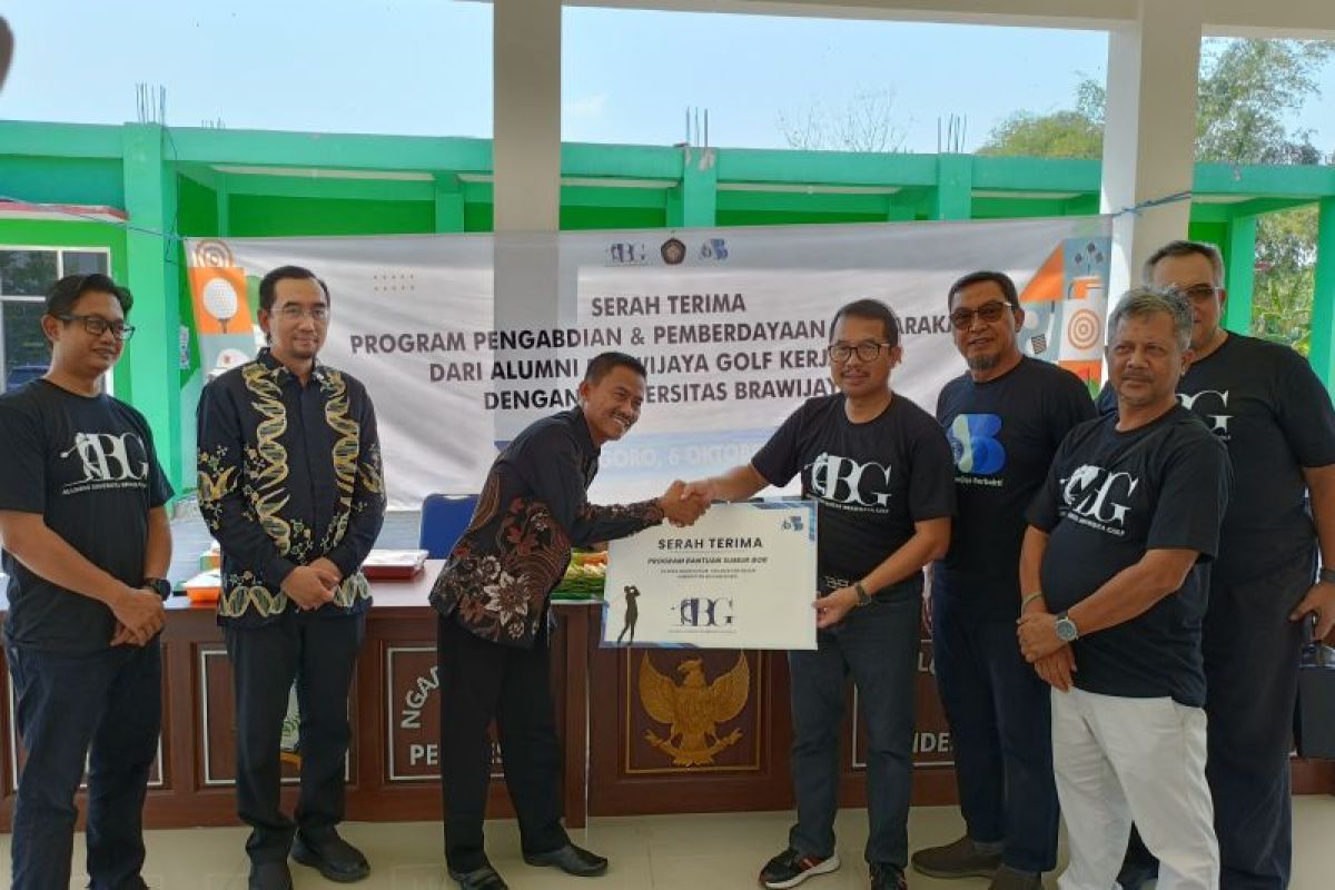 Alumni Brawijaya Golf bangun sumur bor di wilayah kesulitan air di Bojonegoro