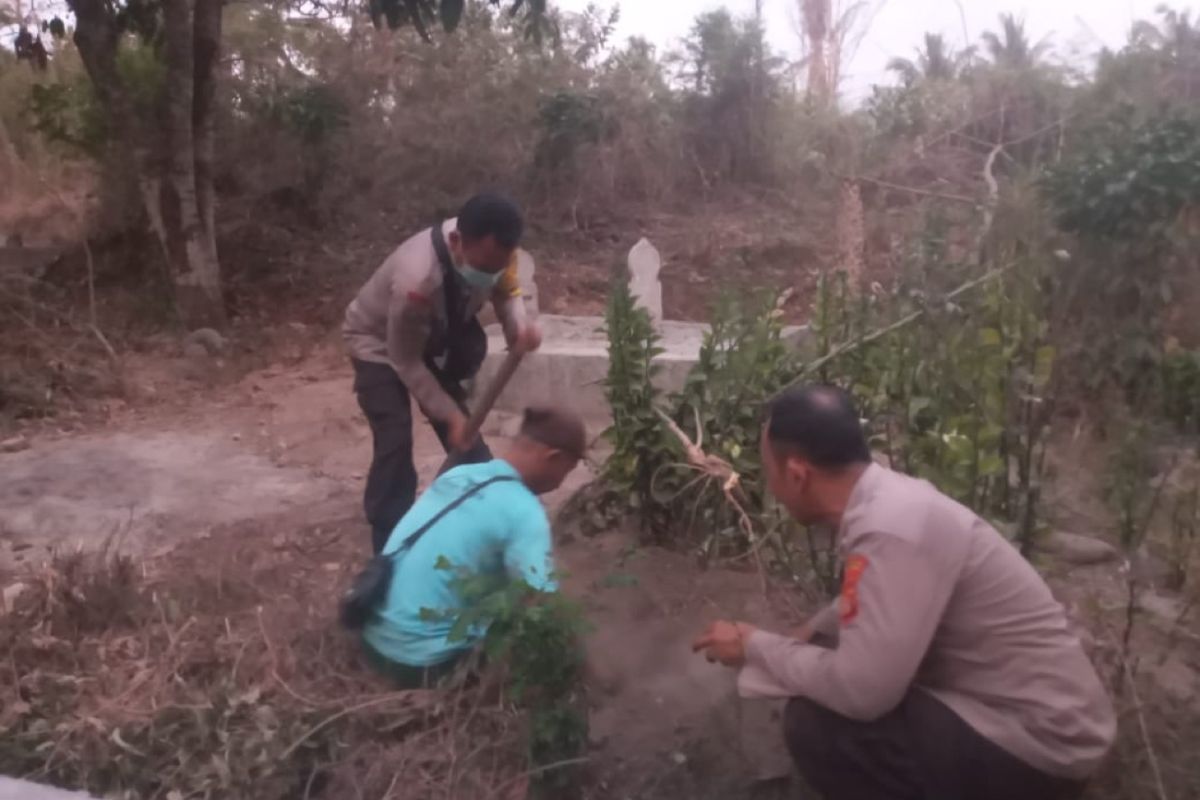 Warga Wanasaba Lombok Timur dihebohkan penemuan mayat bayi di sungai