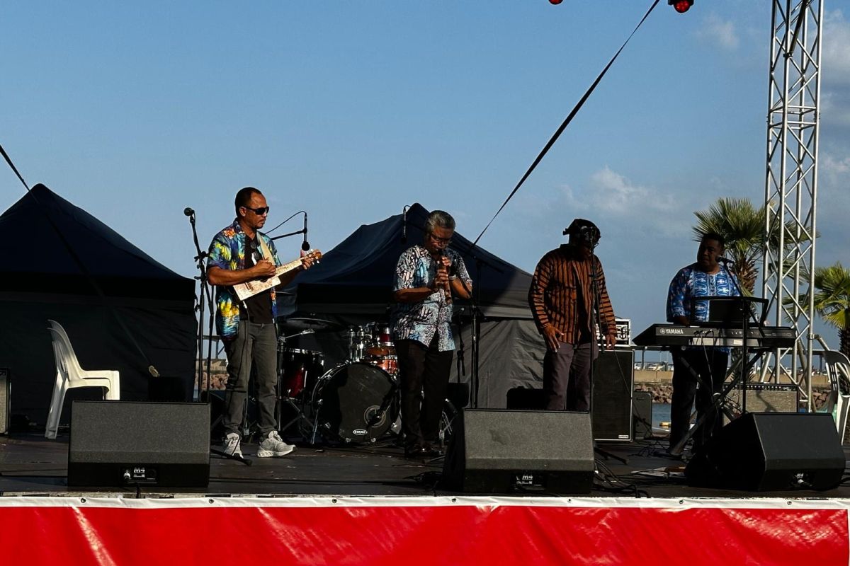 Bawakan alat musik khas, Musisi Maluku meriahkan Festival Pesona Indonesia di Darwin Australia