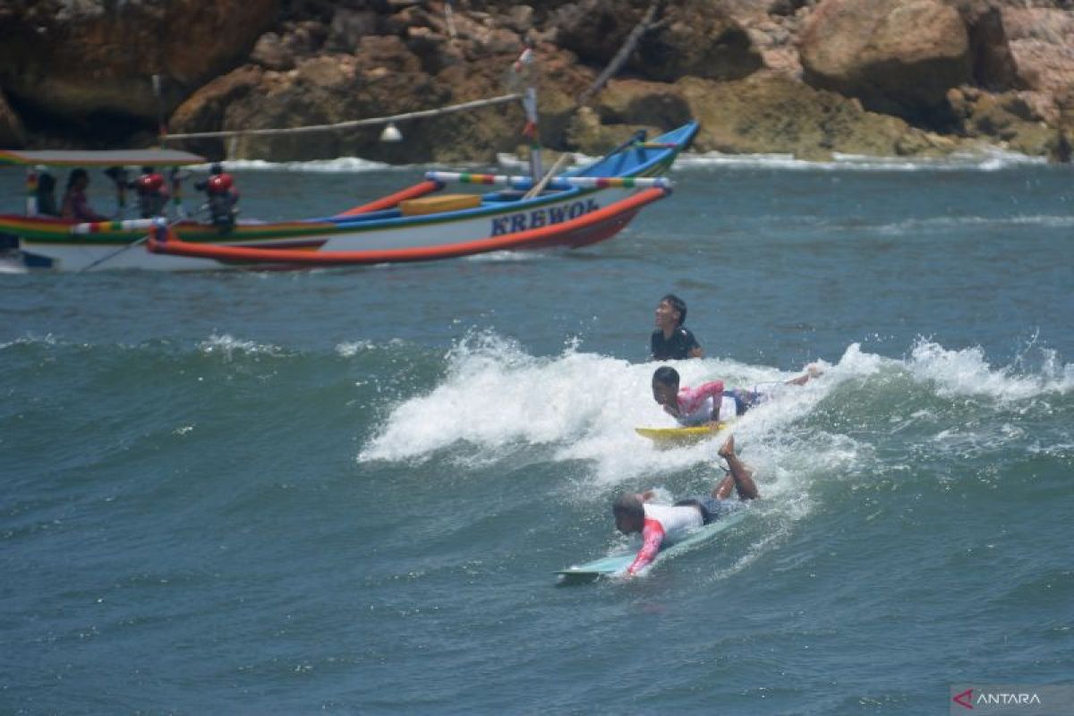 Sebanyak 12 klub bersaing di grand final Liga Surfing 2024