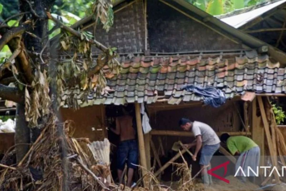 Pemkab Karawang targetkan perbaiki 1.904 rumah tidak layak huni sepanjang 2024