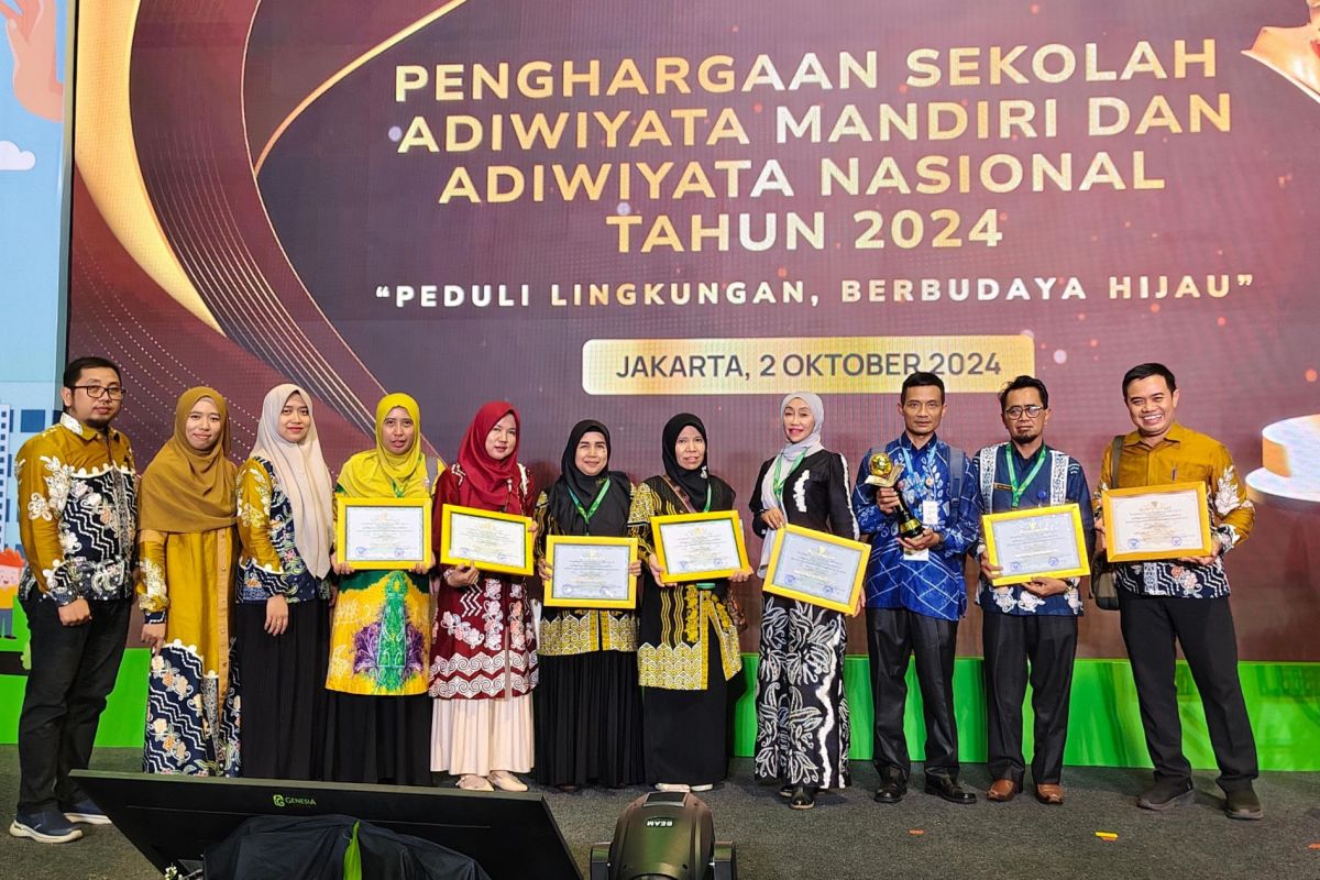 Tabalong's SMAN I Tanta wins National Adiwiyata Mandiri