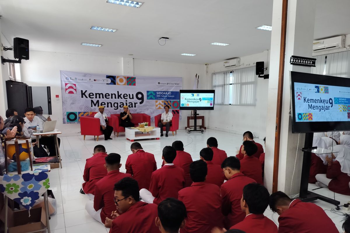 Program Kemenkeu Mengajar sasar tiga sekolah di Sidoarjo