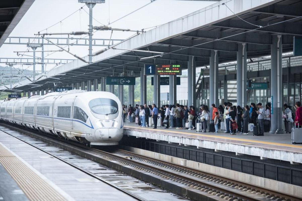 Jalur kereta di China diprediksi catat lonjakan arus balik