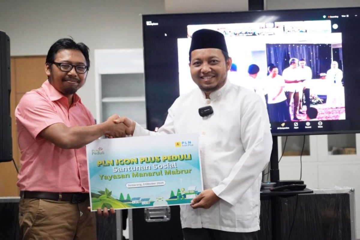 PLN Icon Plus berikan santunan sosial dalam rangka HUT ke-24 tahun