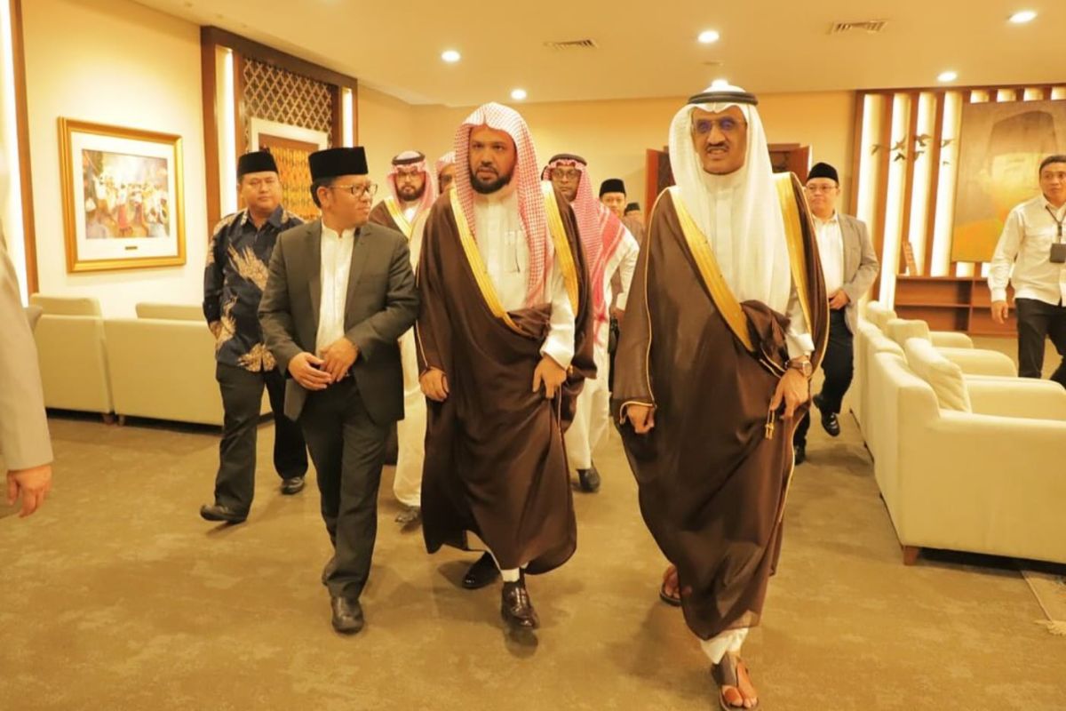 Jadwal Imam Besar Nabawi, bertemu Presiden hingga Imam Shalat Jumat di Istiqlal