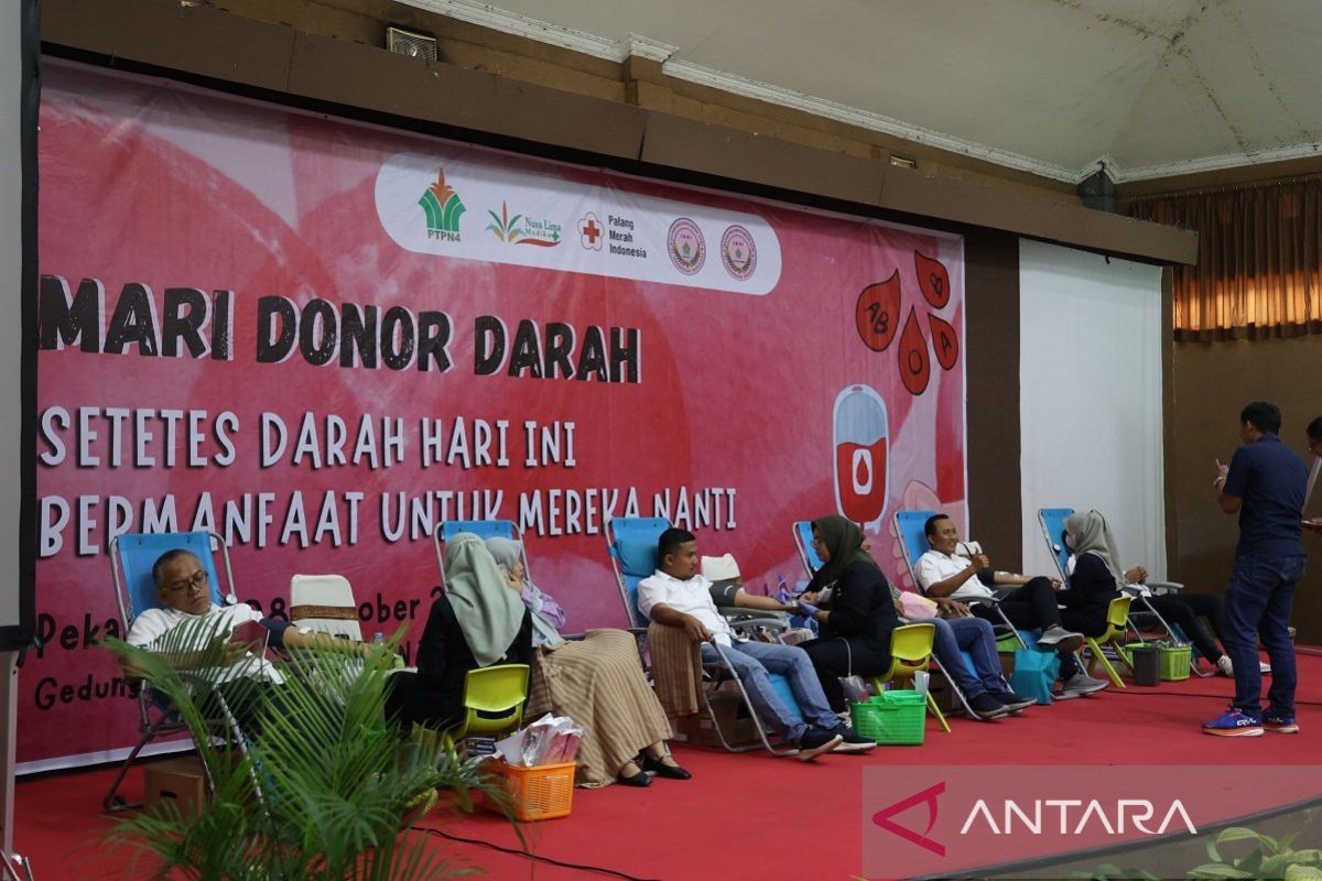 Selamatkan nyawa sehatkan raga, ratusan karyawan PTPN IV Regional III semangat donor darah