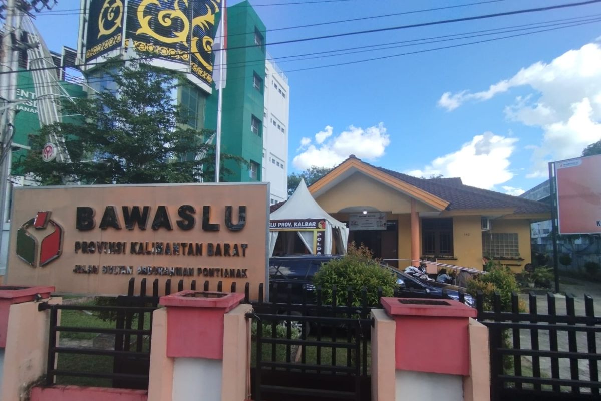 Bawaslu Kubu Raya selidiki dugaan kampanye pilkada di sekolah