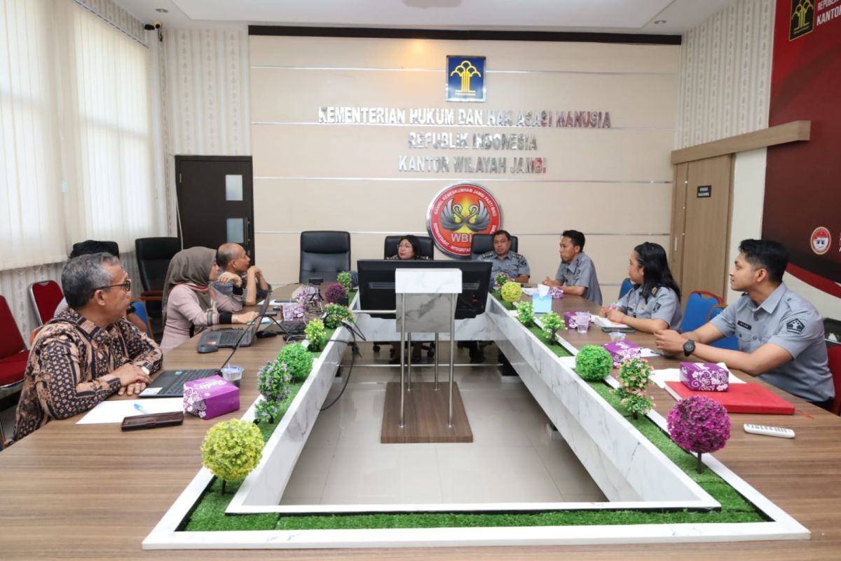 Rapat MPWN Provinsi Jambi, Kadiv Yankumham Tekankan Pentingnya Integritas Profesi Notaris