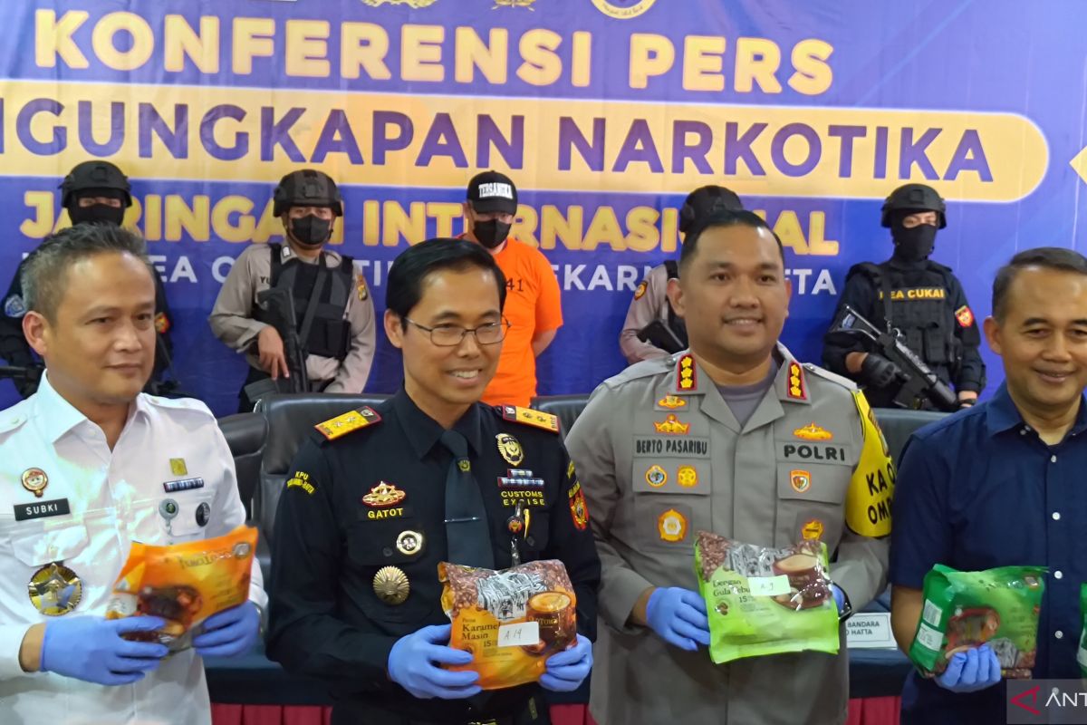 Polisi buru warga Malaysia pengendali 9.334 gram sabu di Indonesia