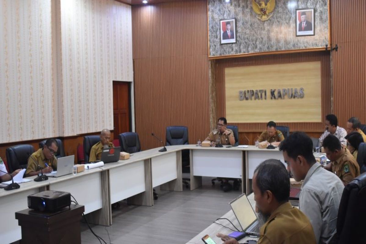 Pemkab Kapuas bahas pengembangan Shrimp Estate